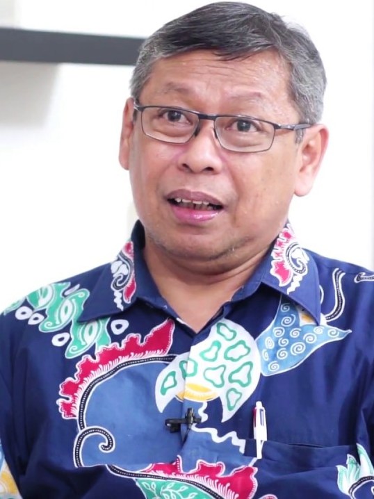 Picture of Nur Iman Subono