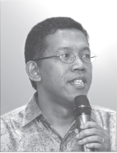 Picture of Luthfi Assyaukanie